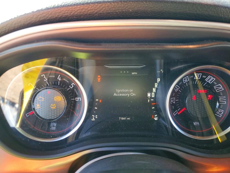 Фото 9 - DODGE CHALLENGER