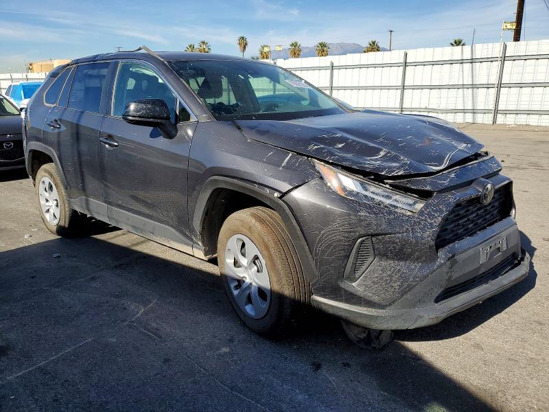 Фото 4 - TOYOTA RAV4