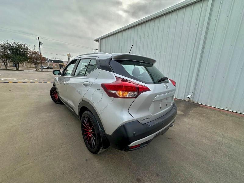 Фото 3 - NISSAN KICKS