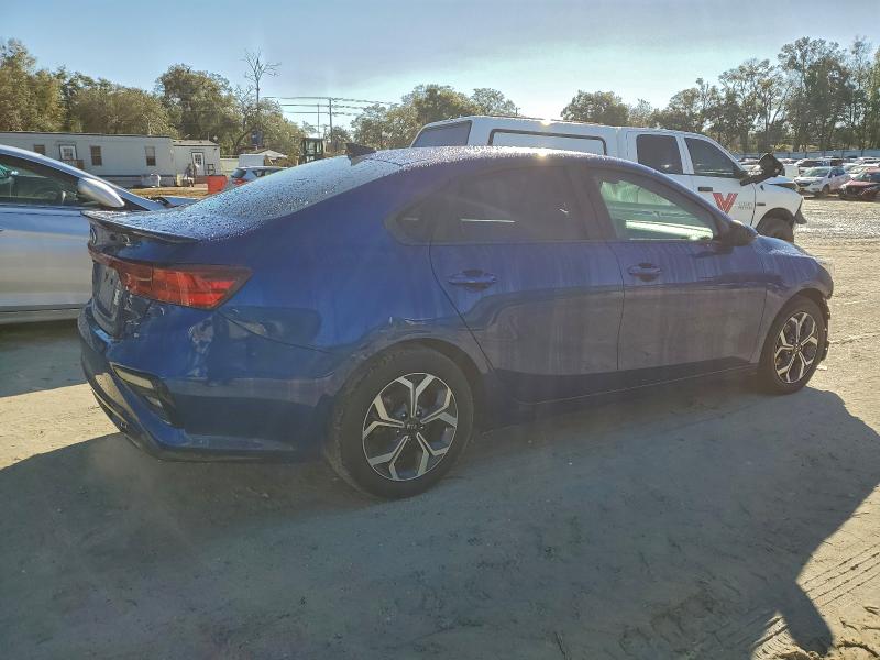 Фото 3 - KIA FORTE