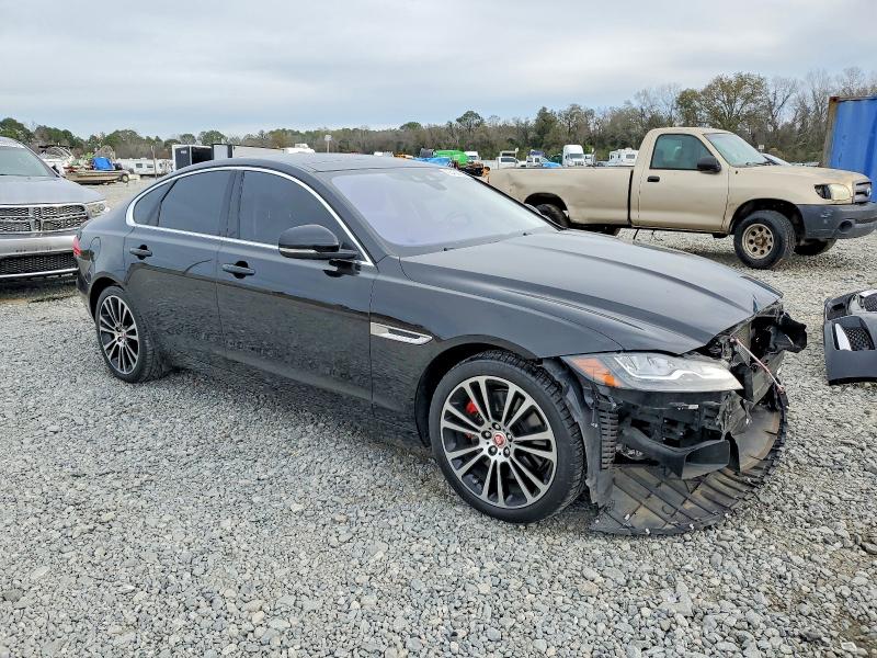 Фото 4 - JAGUAR XF