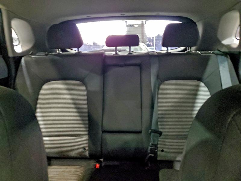 Фото 10 - HYUNDAI KONA