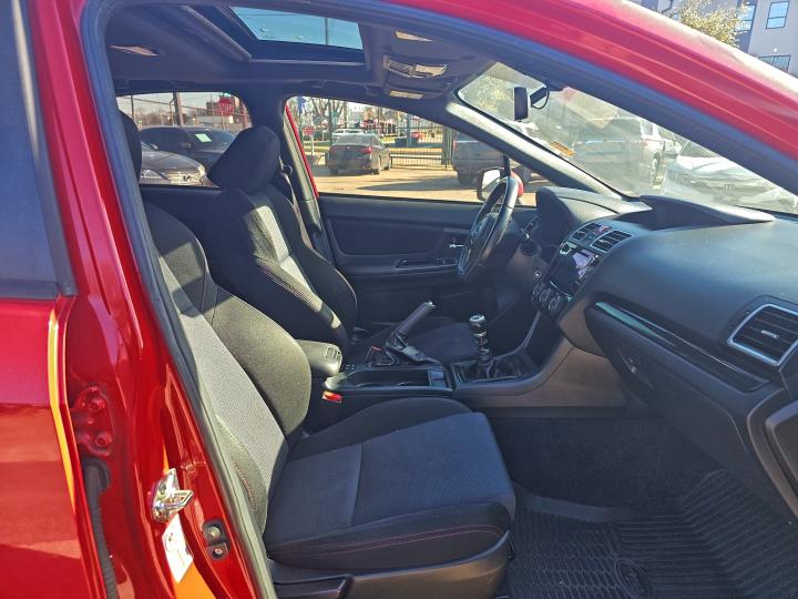 Фото 5 - SUBARU WRX