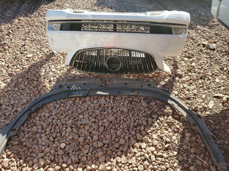 Фото 12 - BUICK LACROSSE