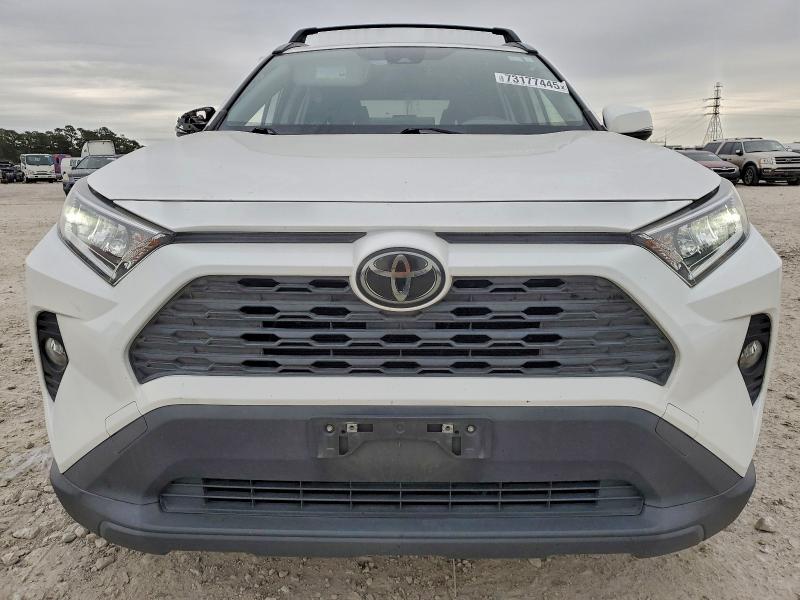 Фото 5 - TOYOTA RAV4