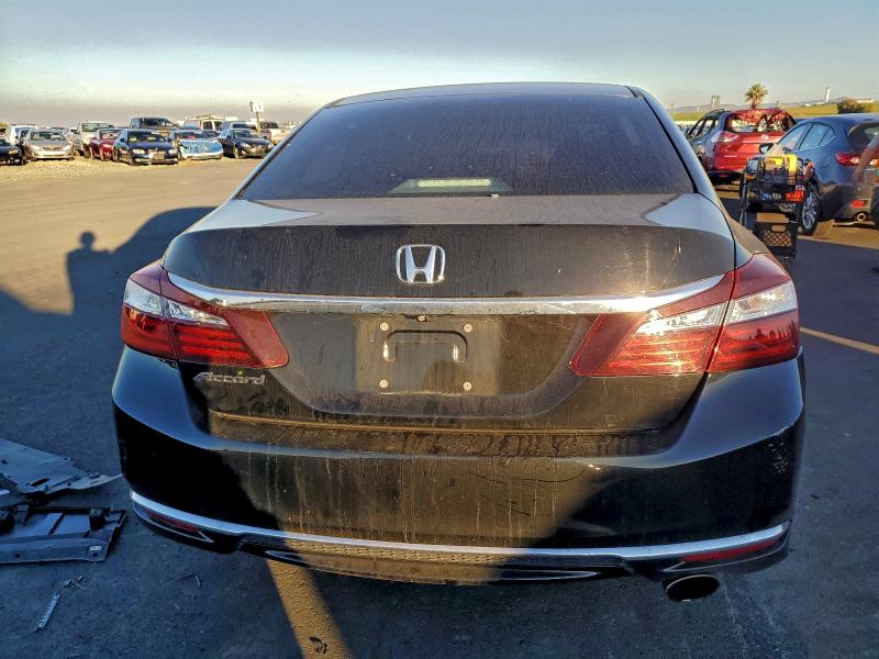 Фото 6 - HONDA ACCORD