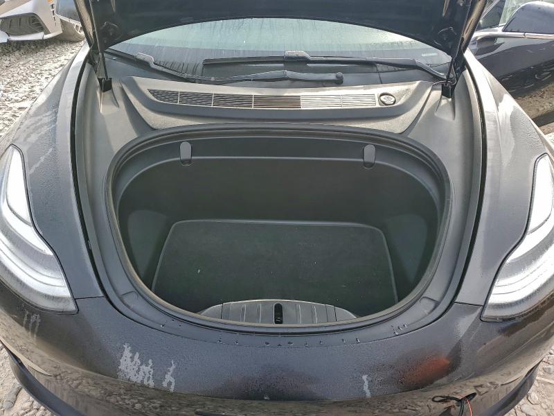 Фото 11 - TESLA MODEL 3