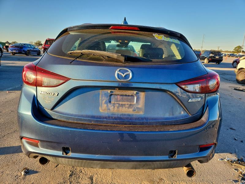 Фото 6 - MAZDA 3