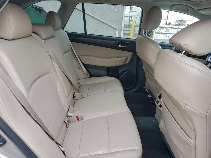 Фото 11 - SUBARU OUTBACK