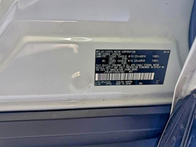 Фото 10 - TOYOTA RAV4