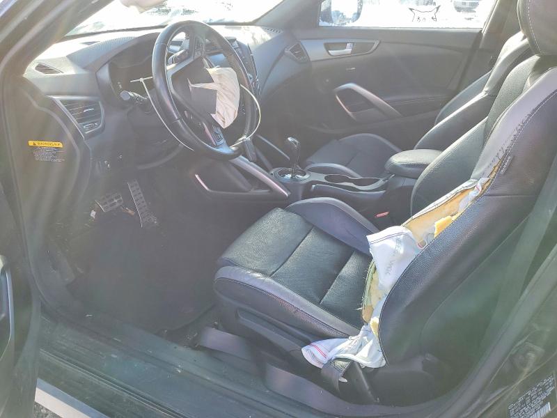 Фото 7 - HYUNDAI VELOSTER