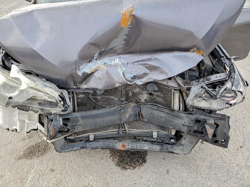 Фото 11 - TOYOTA CAMRY