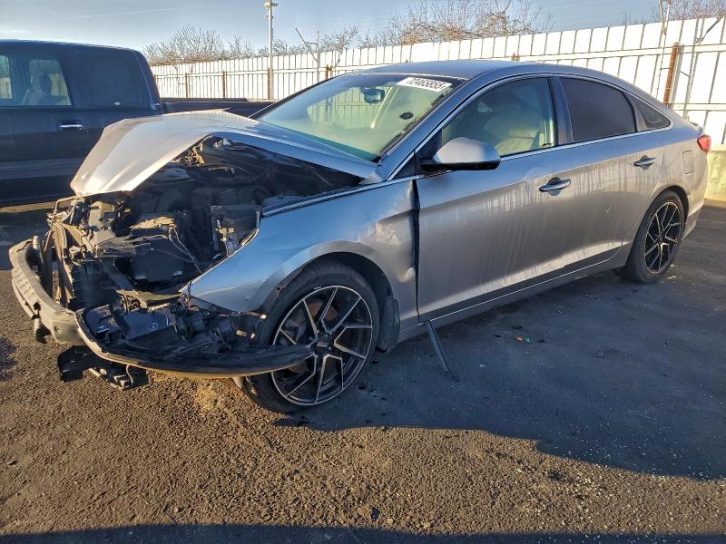 Фото 1 - HYUNDAI SONATA