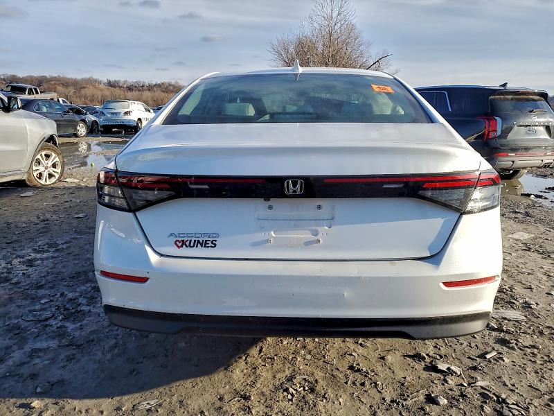 Фото 6 - HONDA ACCORD