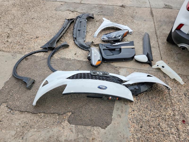 Фото 13 - FORD ESCAPE