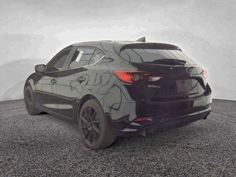 Фото 3 - MAZDA 3