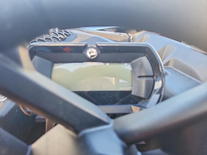 CAN-AM MAVERICK 2025