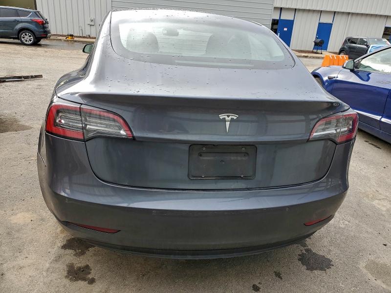 Фото 6 - TESLA MODEL 3