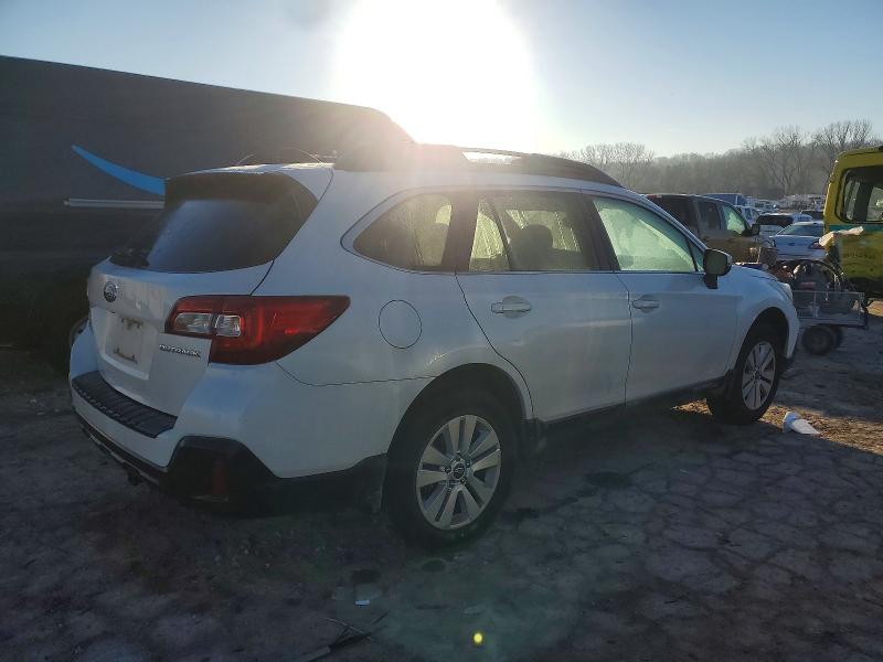 Фото 3 - SUBARU OUTBACK