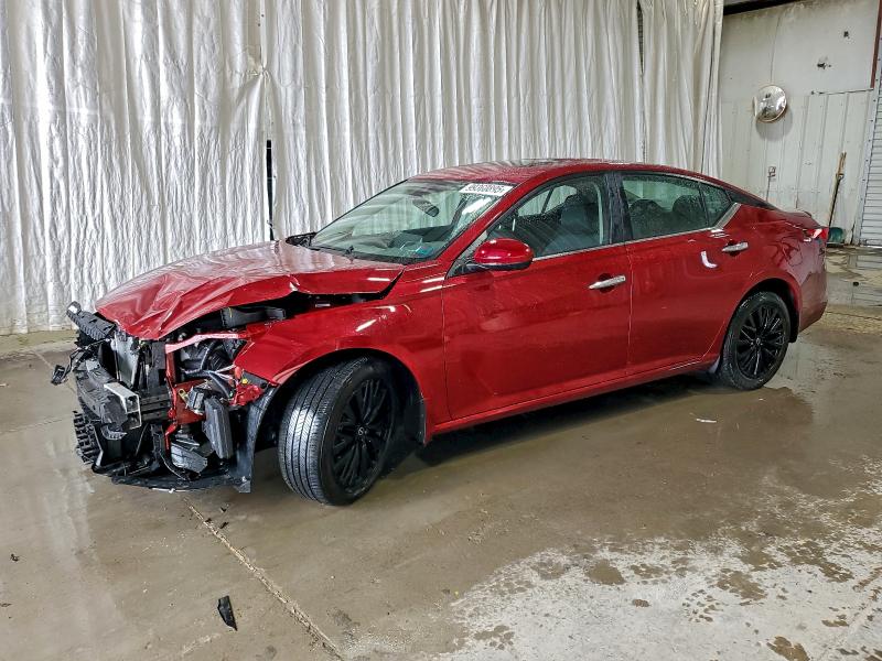 Фото 1 - NISSAN ALTIMA