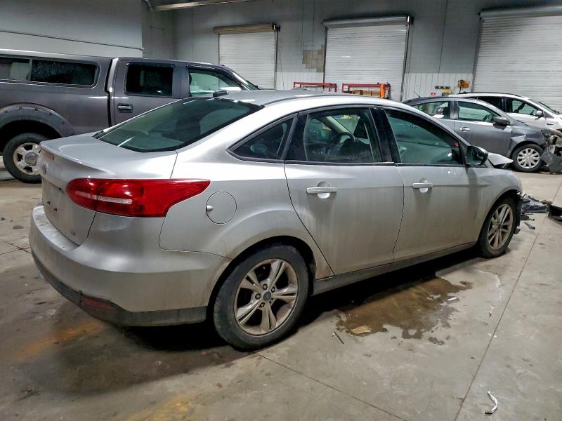 Фото 3 - FORD FOCUS