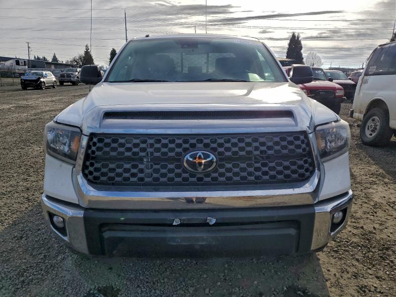 Фото 5 - TOYOTA TUNDRA