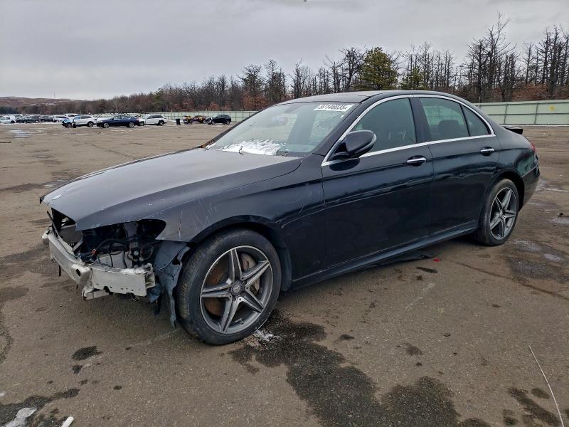 Фото 1 - MERCEDES-BENZ E-CLASS