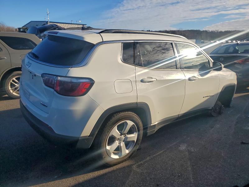 Фото 3 - JEEP COMPASS