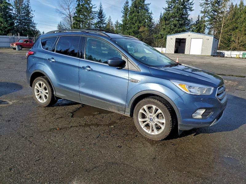 Фото 4 - FORD ESCAPE