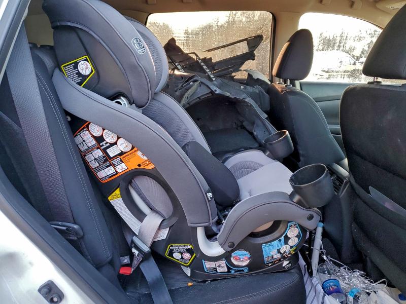 Фото 11 - NISSAN ROGUE