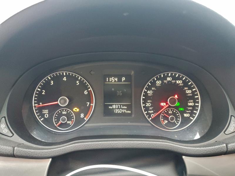 Фото 9 - VOLKSWAGEN PASSAT