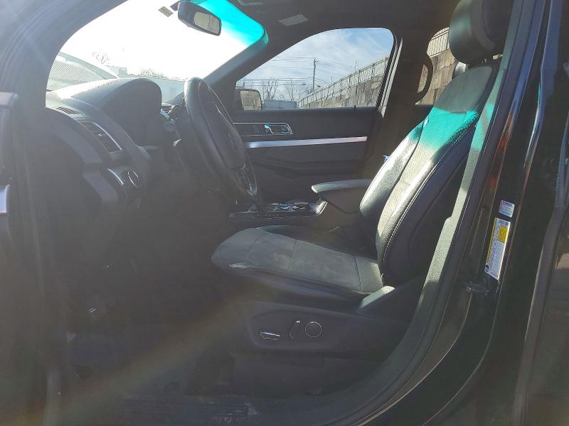 Фото 7 - FORD EXPLORER