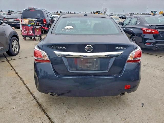 Фото 6 - NISSAN ALTIMA