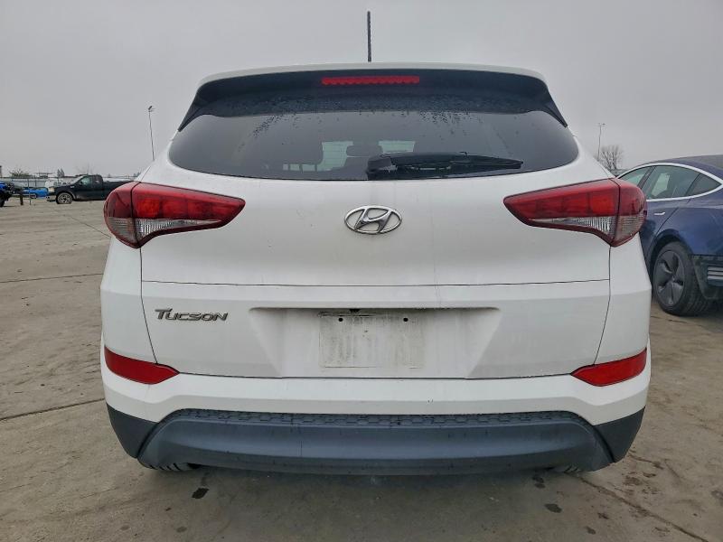Фото 6 - HYUNDAI TUCSON