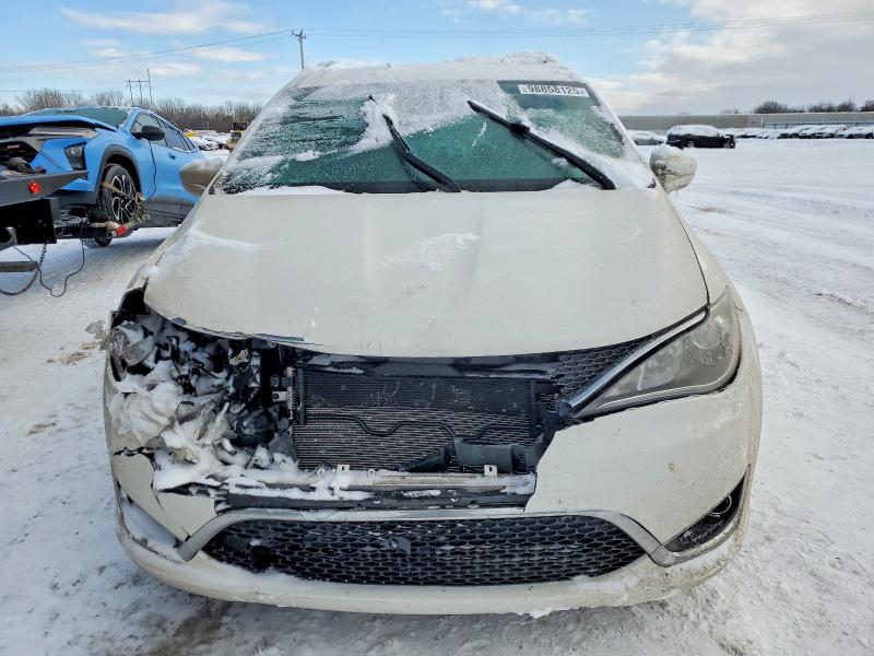 Фото 5 - CHRYSLER PACIFICA