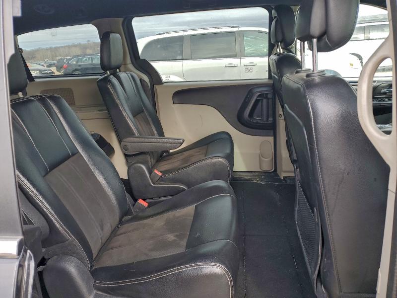 Фото 11 - DODGE CARAVAN