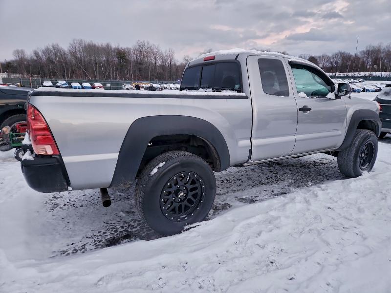 Фото 3 - TOYOTA TACOMA