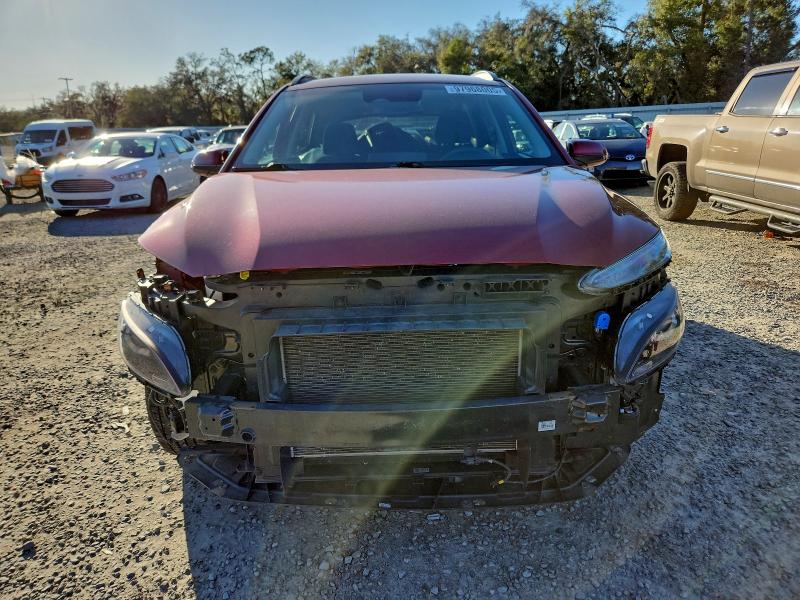 Фото 5 - HYUNDAI KONA