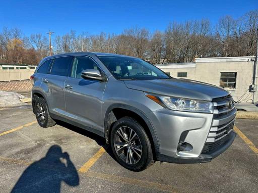 Фото 4 - TOYOTA HIGHLANDER