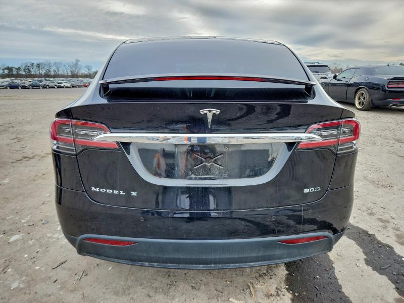 Фото 6 - TESLA MODEL X