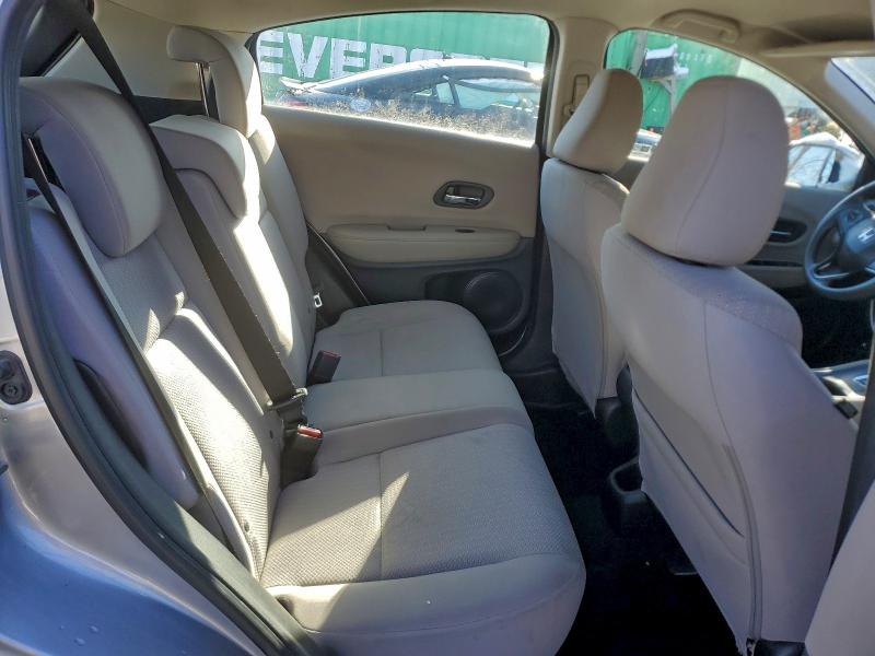 Фото 11 - HONDA HR-V