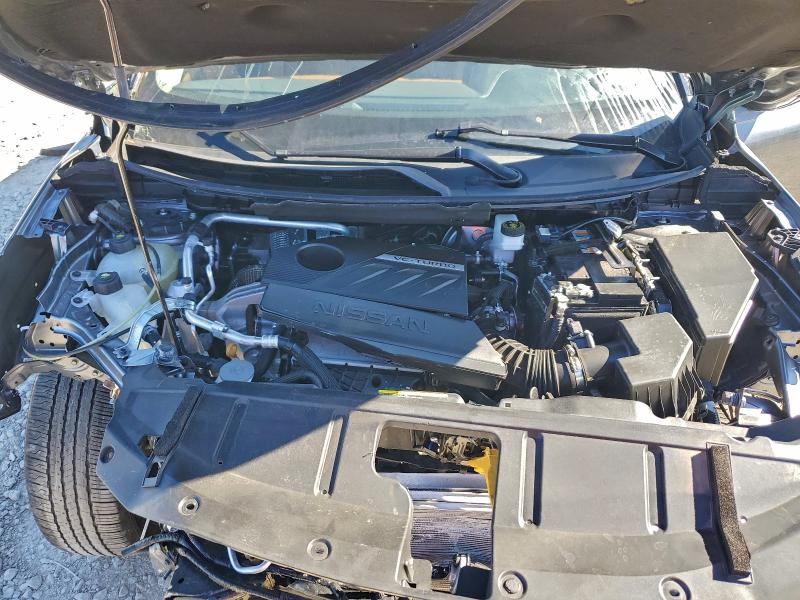 Фото 11 - NISSAN ROGUE