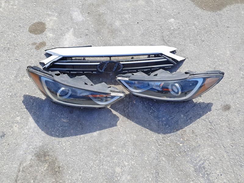 Фото 12 - HYUNDAI ELANTRA