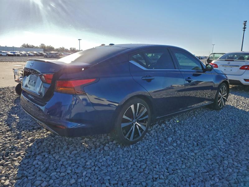 Фото 3 - NISSAN ALTIMA