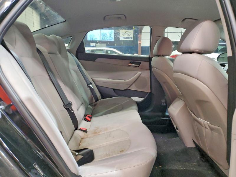 Фото 10 - HYUNDAI SONATA