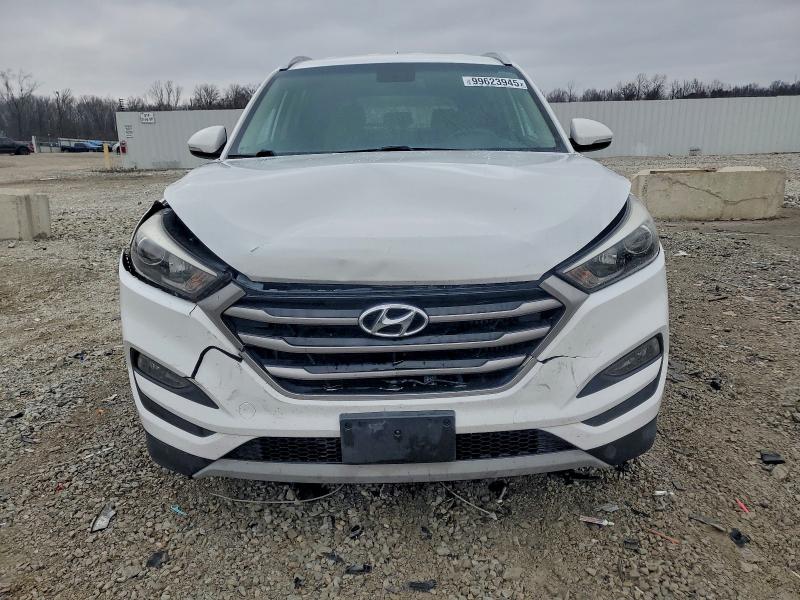 Фото 5 - HYUNDAI TUCSON