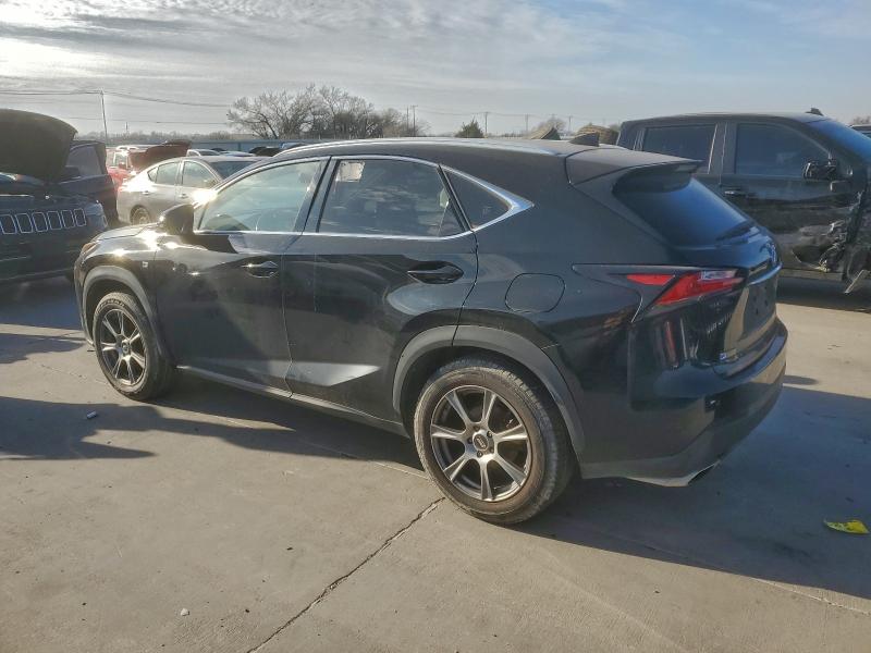 Фото 2 - LEXUS NX