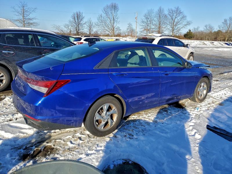 Фото 3 - HYUNDAI ELANTRA