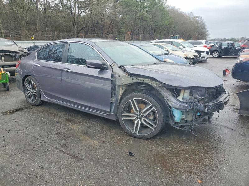 Фото 4 - HONDA ACCORD