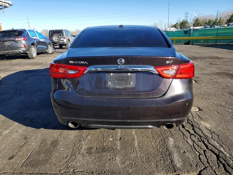 Фото 6 - NISSAN MAXIMA